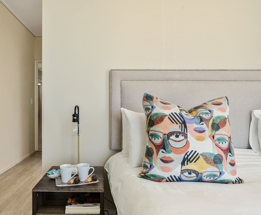 2 Bedroom Property for Sale in Green Point Western Cape